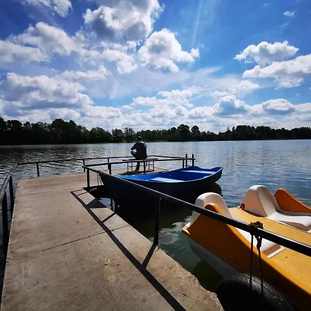 Urocza Przystan Lodge *