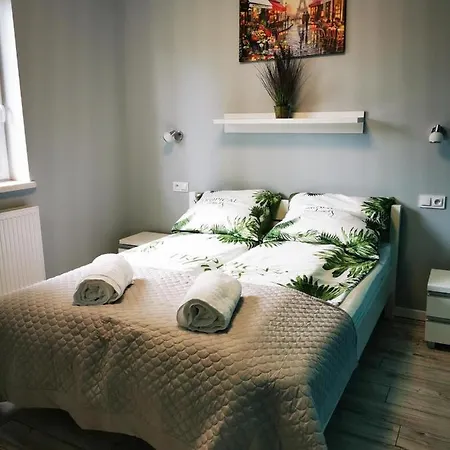 Urocza Przystan Lodge Kiemiany